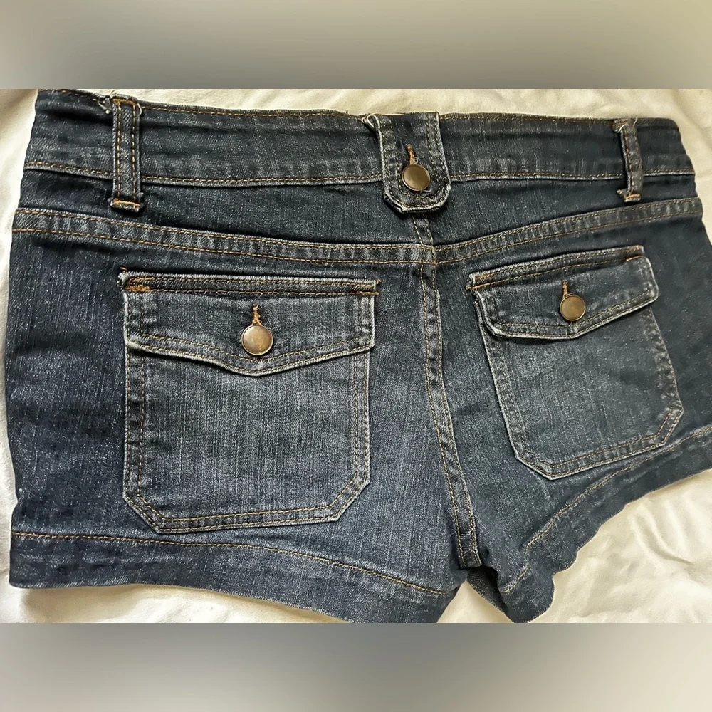 RUE 21~DK DENIM~SHORT SHORTS~28